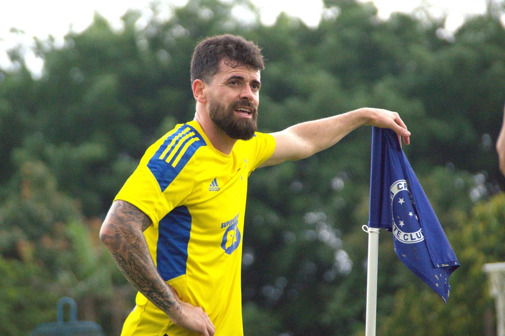 Fernando Canesin em passagem pelo Cruzeiro — Foto: Pedro Carvalho/Cruzeiro
