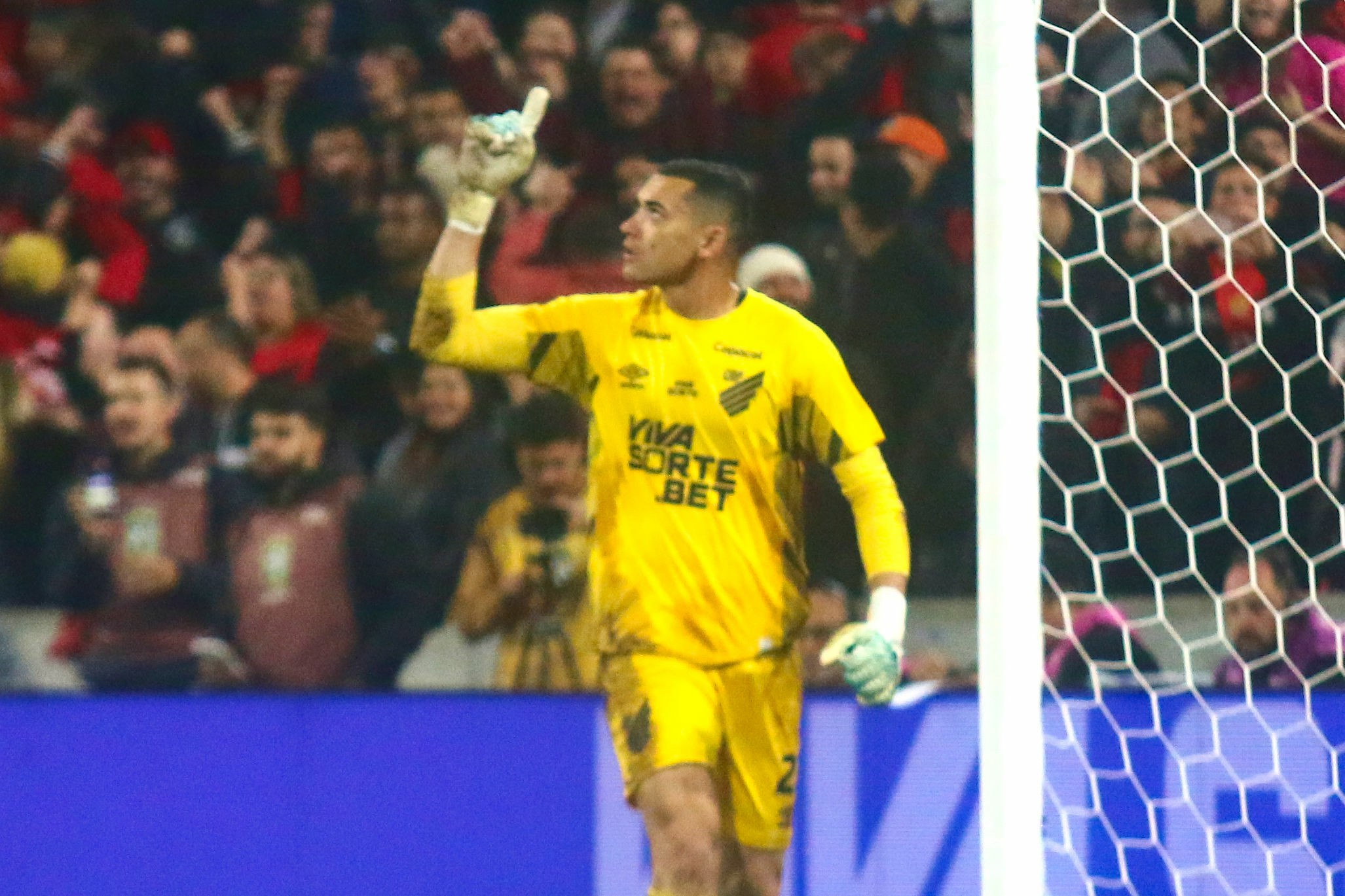Paredão do Athletico, Santos chega a 20 pênaltis defendidos