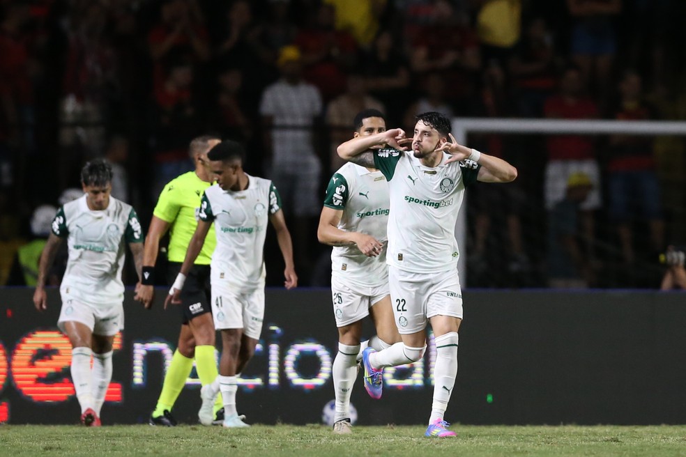 Gol de Piquerez em Sport x Palmeiras — Foto: Marlon Costa/AGIF