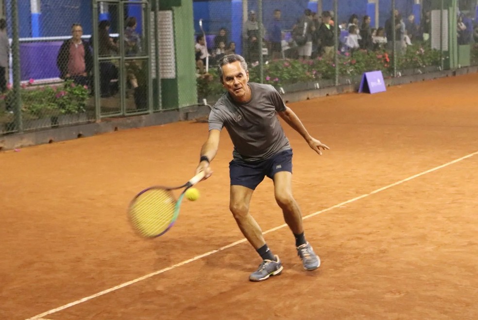 Tenistas do Inter disputam 64º Torneio A Tribuna de Tênis - Clube