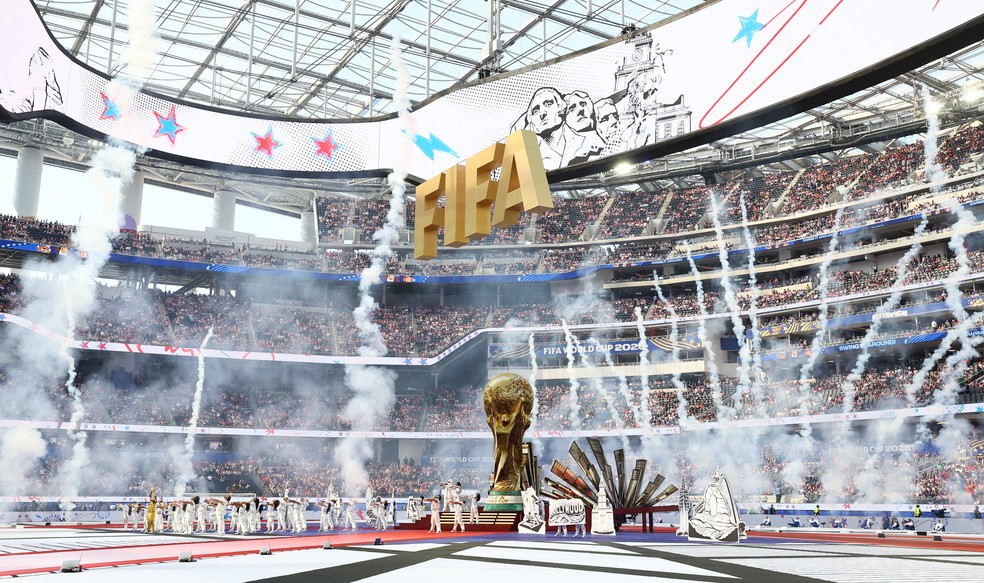 Cerimônia de abertura da Copa do Mundo nos Estados Unidos — Foto: Matthew Childs / Reuters