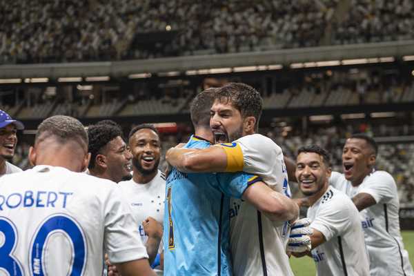 Trio de capitães de Larcamón no Cruzeiro é revelado em busca de ano promissor.