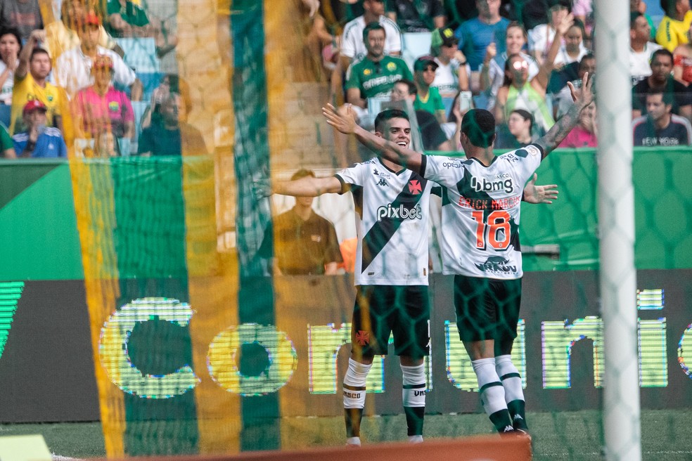 Pec comemora gol em Cuiabá x Vasco — Foto: Leandro Amorim/Vasco