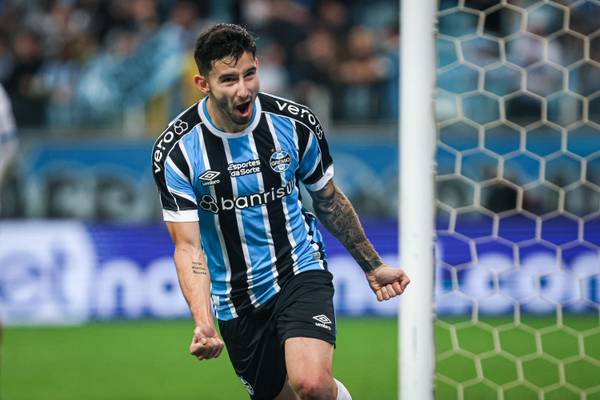 Grêmio encaminha renovação com Villasanti