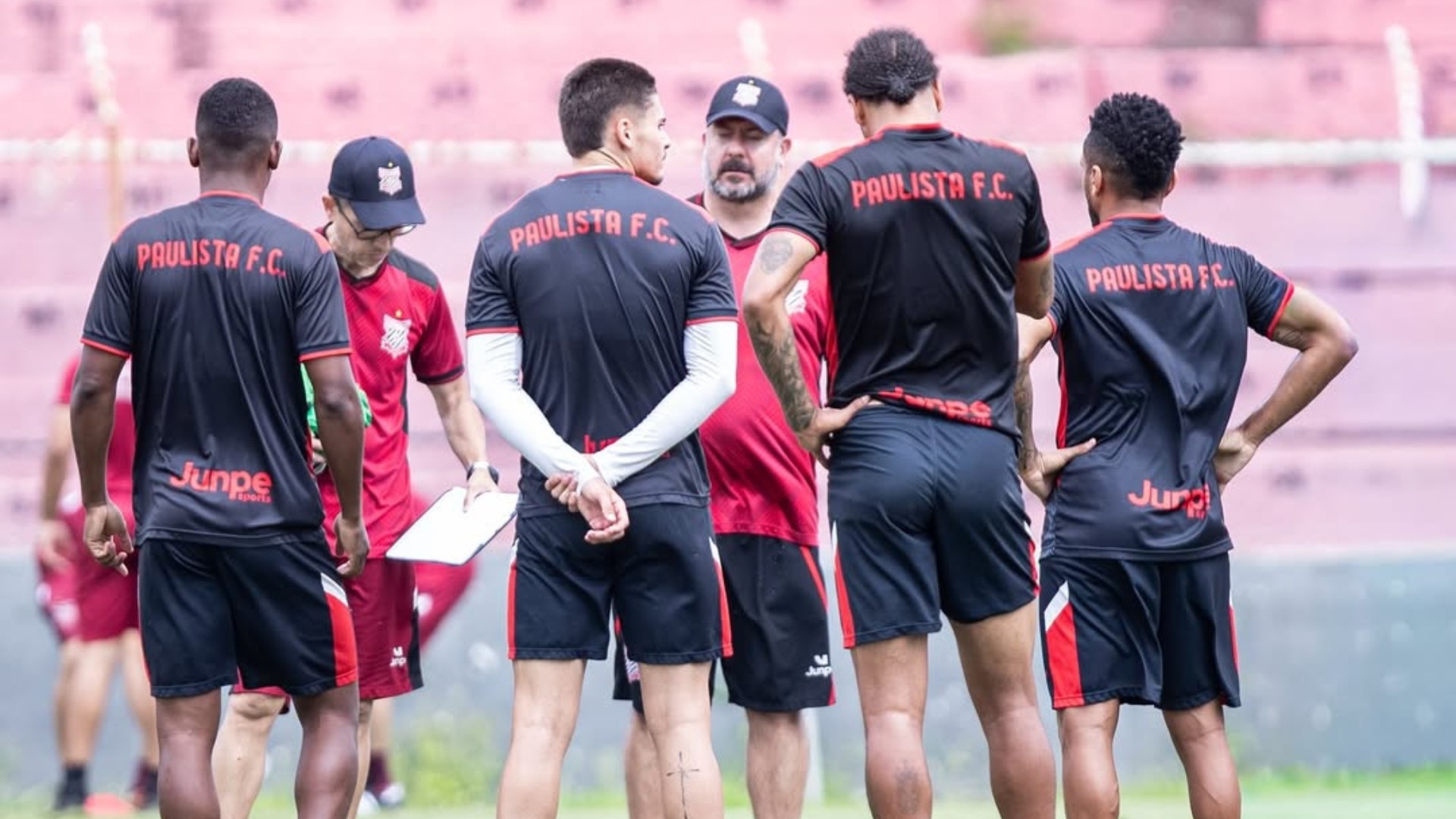 Barca do Paulista: clube anuncia a saída de 14 jogadores