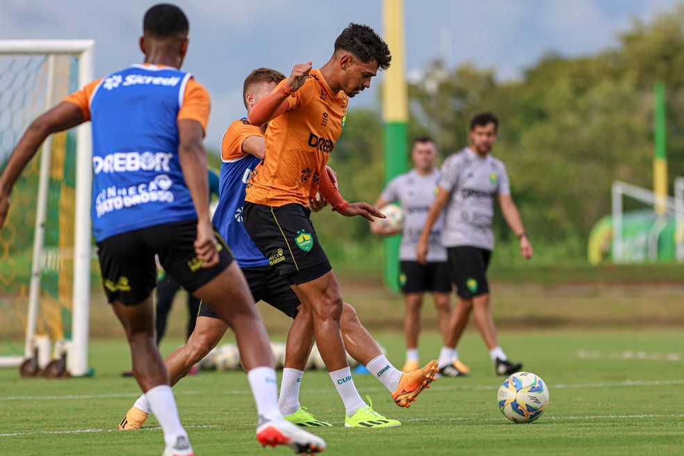 Cuiabá encerra preparação para grande final do Mato-grossense — Foto: AssCom Dourado