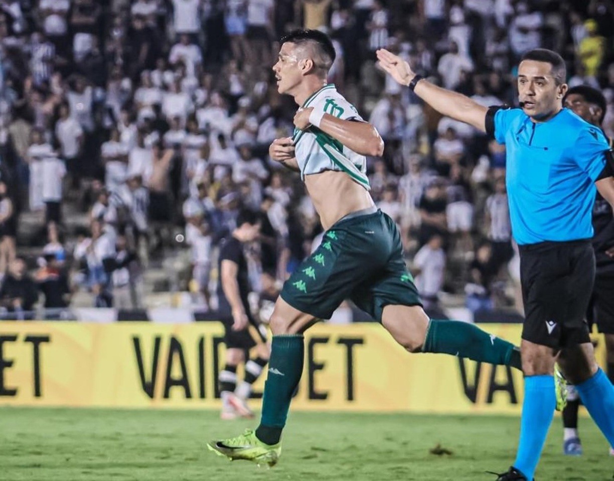 Rhuann Patrick, do Lagarto, termina 2026 como artilheiro do futebol sergipano