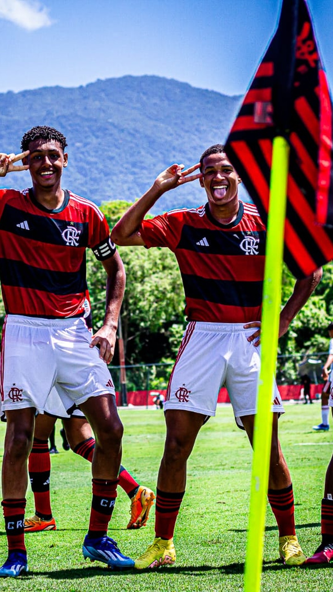 Isla encerra passagem pelo Flamengo - NF Notícias