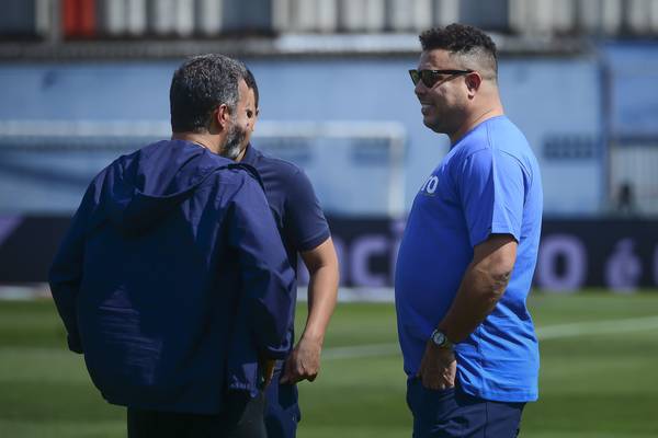 Cruzeiro segue trilha elaborada por Ronaldo e busca volta ao cenário internacional; veja o que está em jogo