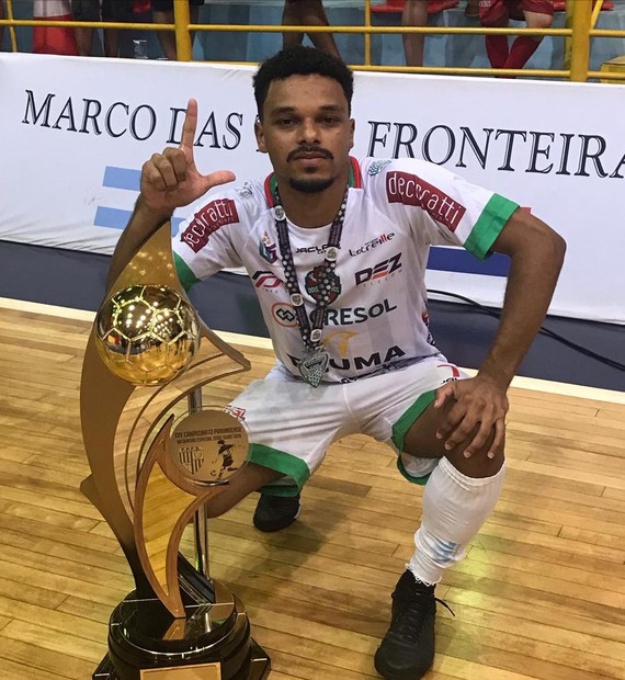 Aqui Acontece - Futsal Awards: brasileiro Guitta é eleito o melhor goleiro  do mundo