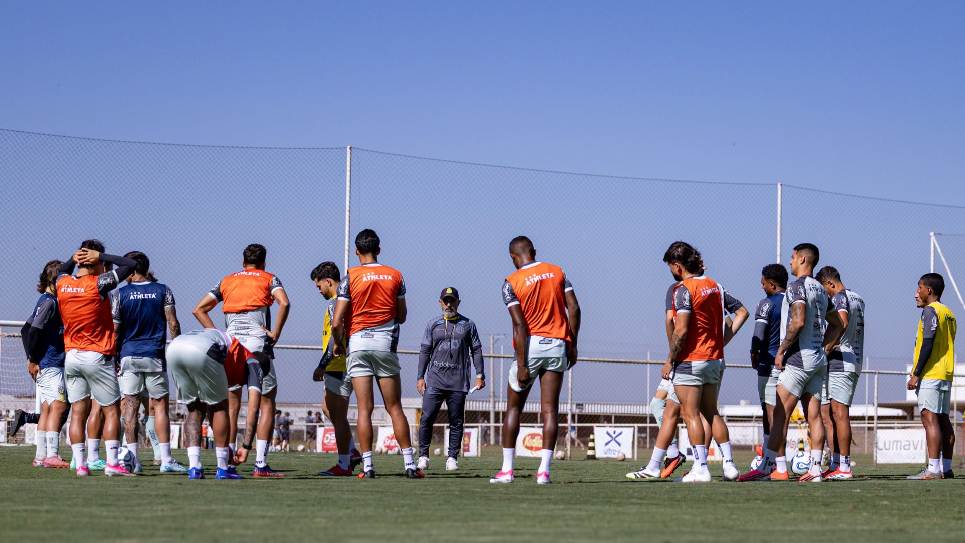 Escalação do Mirassol: Guanaes perde Denilson, mas tem titulares de volta contra o Santos