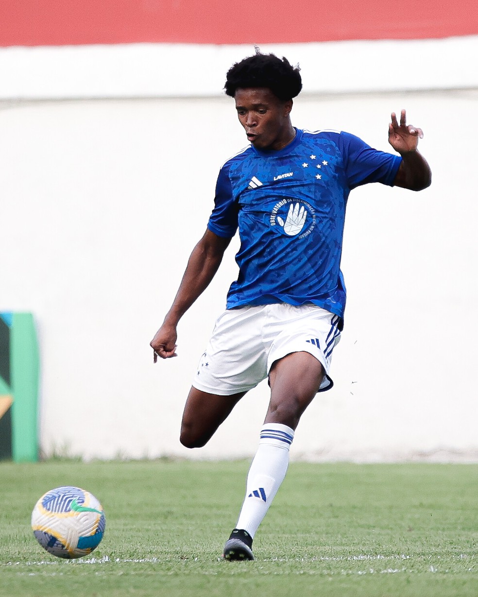 Matheus Xavier busca novo destino no mercado — Foto: Gustavo Martins/ Cruzeiro