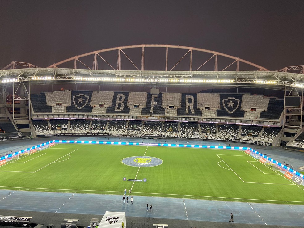 Botafogo x Athletico-PR - Nilton Santos — Foto: Jéssica Maldonado