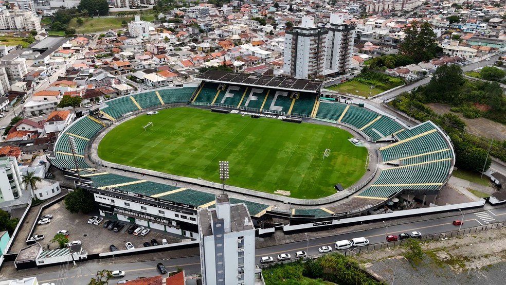 Orlando Scarpelli - palco de três jogos do Figueirense na sequência