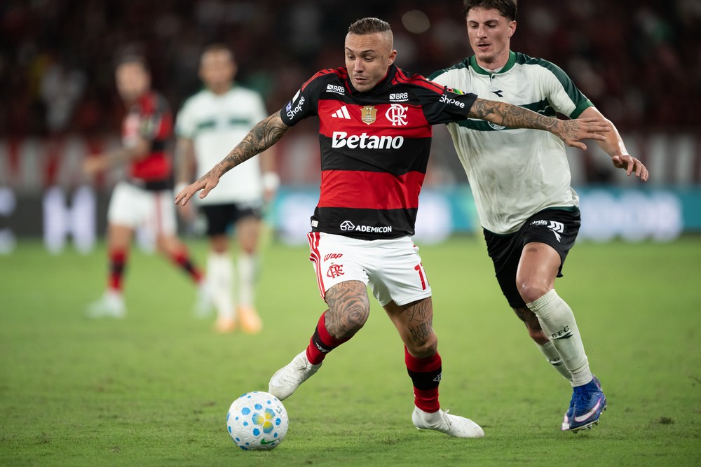 Salário de Cebolinha dificulta saída do Flamengo