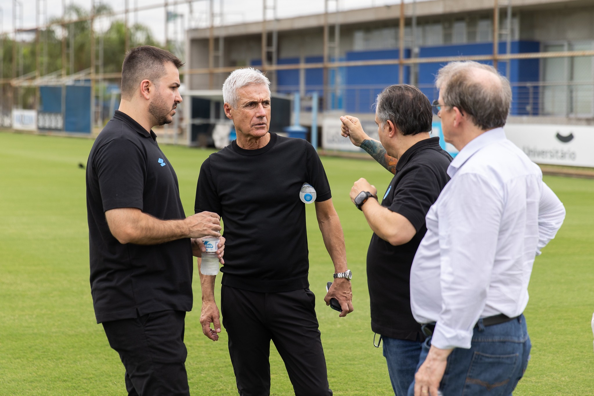 Reforços e Clássico: Janeiro movimentado do Grêmio no futebol brasileiro