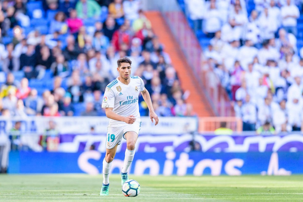 Hakimi na segunda temporada pelo time profissional do Real Madrid, em 2018 — Foto: Power Sport Images/Getty Images