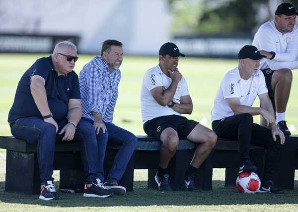 Corinthians entra na última semana antes da estreia em 2024 no mercado e em reconstrução