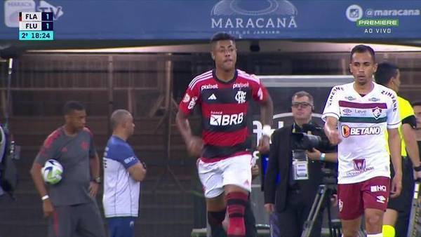 Tite tentou a primeira substituição no Flamengo quase dois minutos antes do gol do Fluminense; veja