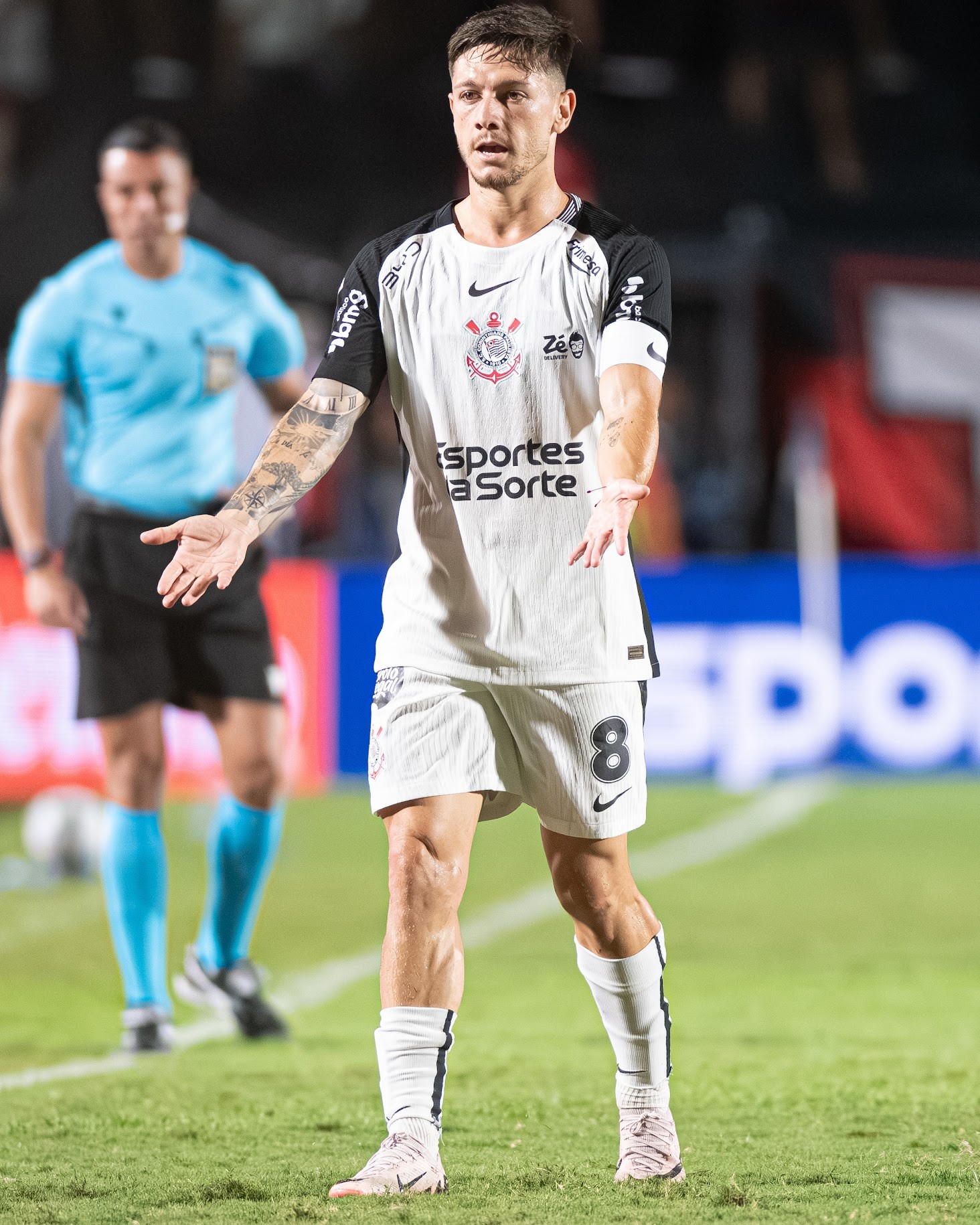 Garro destaca nova filosofia de jogo sob o comando de Diniz e pede paciência