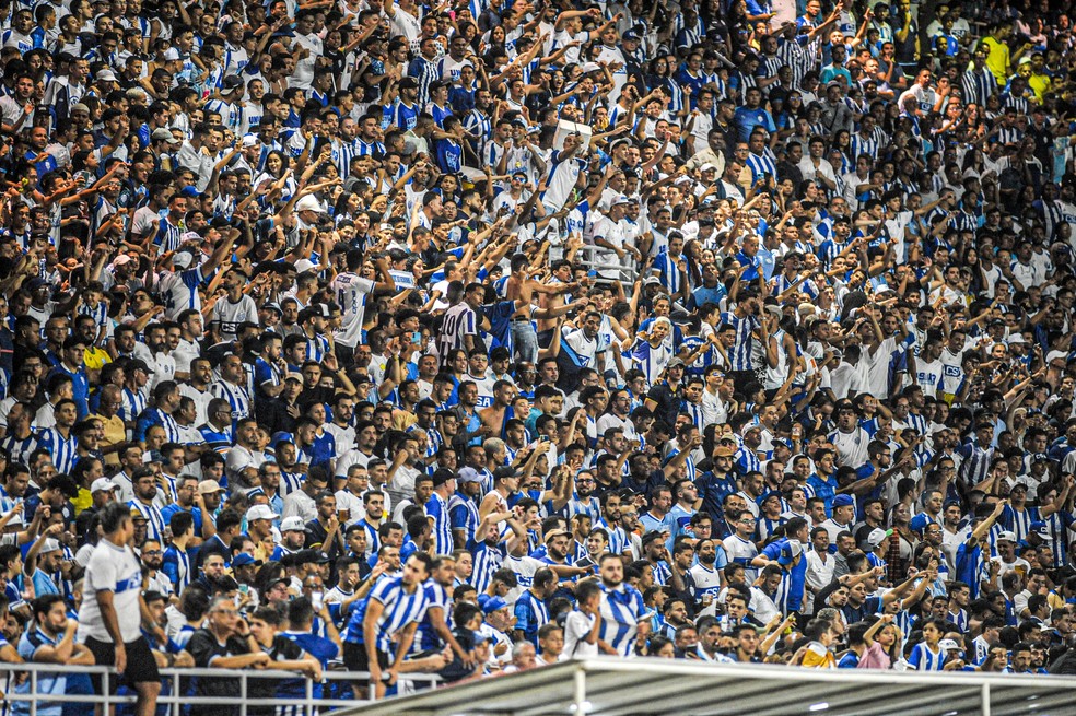 Torcida do CSA vai lotar o Estádio Rei Pelé no próximo domingo — Foto: Augusto Oliveira/CSA