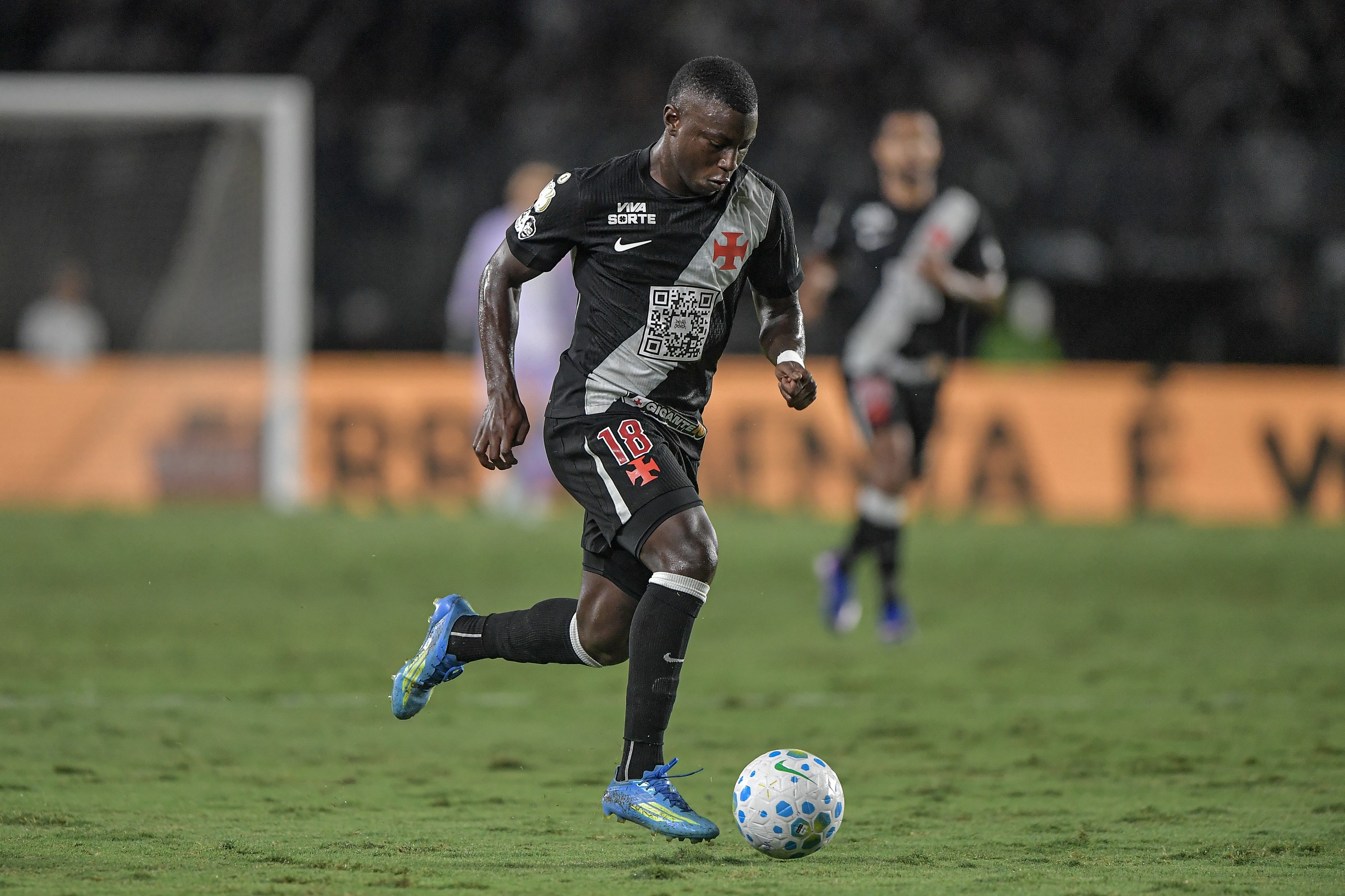Análise: Vasco roda o elenco e dificulta jogo fácil por 'acomodação' | Ge