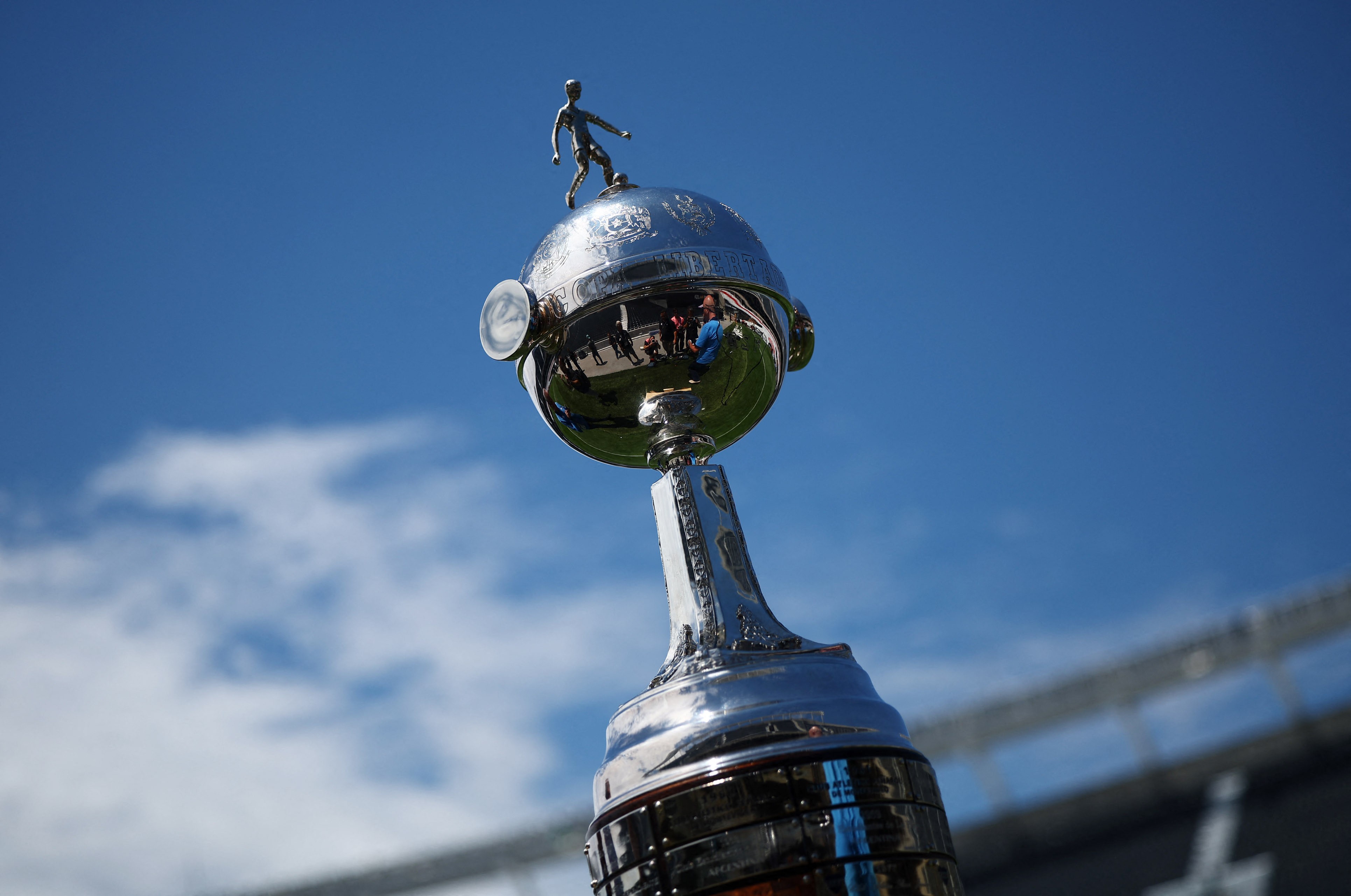 Conmebol define datas e horários dos jogos de Bahia e Corinthians.