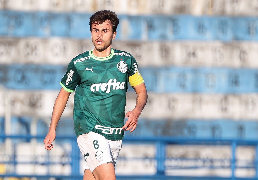 Pedro Lima durante jogo do Palmeiras sub-20 — Foto: Fabio Menotti