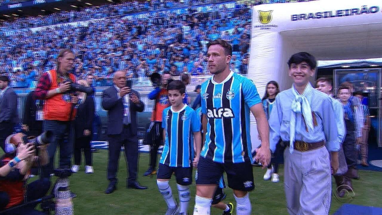Mano ou Roger, quem chega mais pressionado para o Gre-Nal?