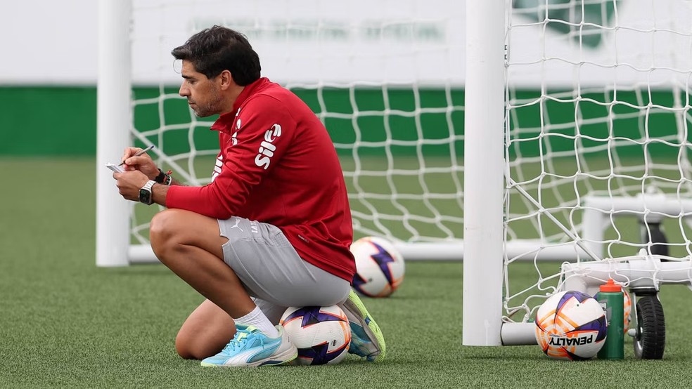 Palmeiras terá sete jogos em apenas três semanas antes da pausa.