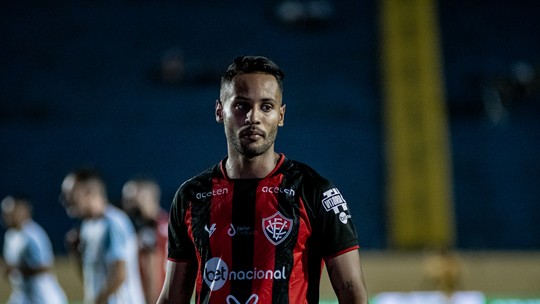 Mateus Gonçalves, ex-Flu e Vitória, deixa prisão por tráfico e vai usar tornozeleira 