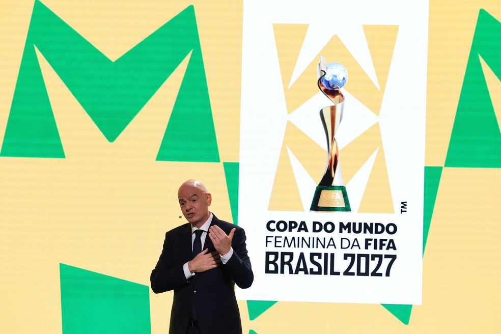 Gianni Infantino, presidente da Fifa, em evento de lançamento da marca da Copa do Mundo Feminina de 2027 — Foto: Buda Mendes - FIFA / FIFA via Getty Images