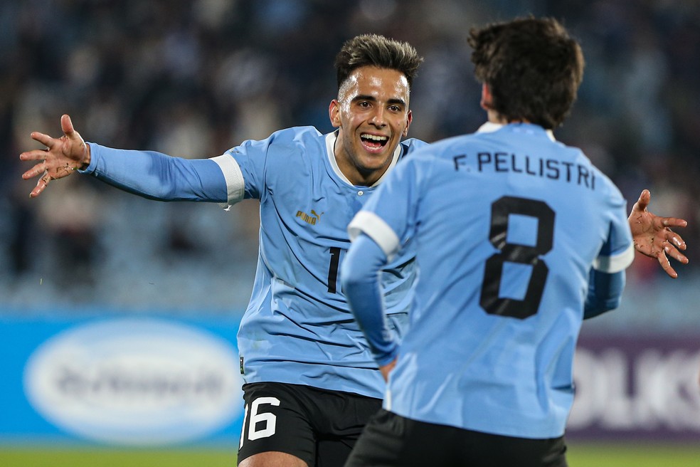 Zalazar comemora gol pelo Uruguai — Foto: Gastón Britos/EFE