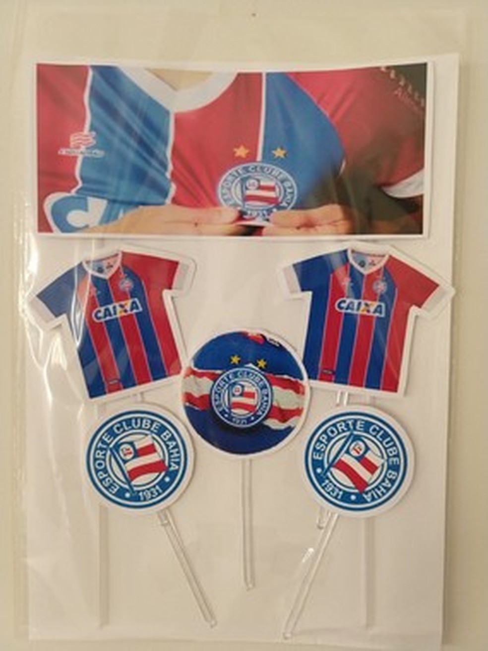 Luciana Costa foi multada por vender topos de bolo — Foto: Arquivo pessoal