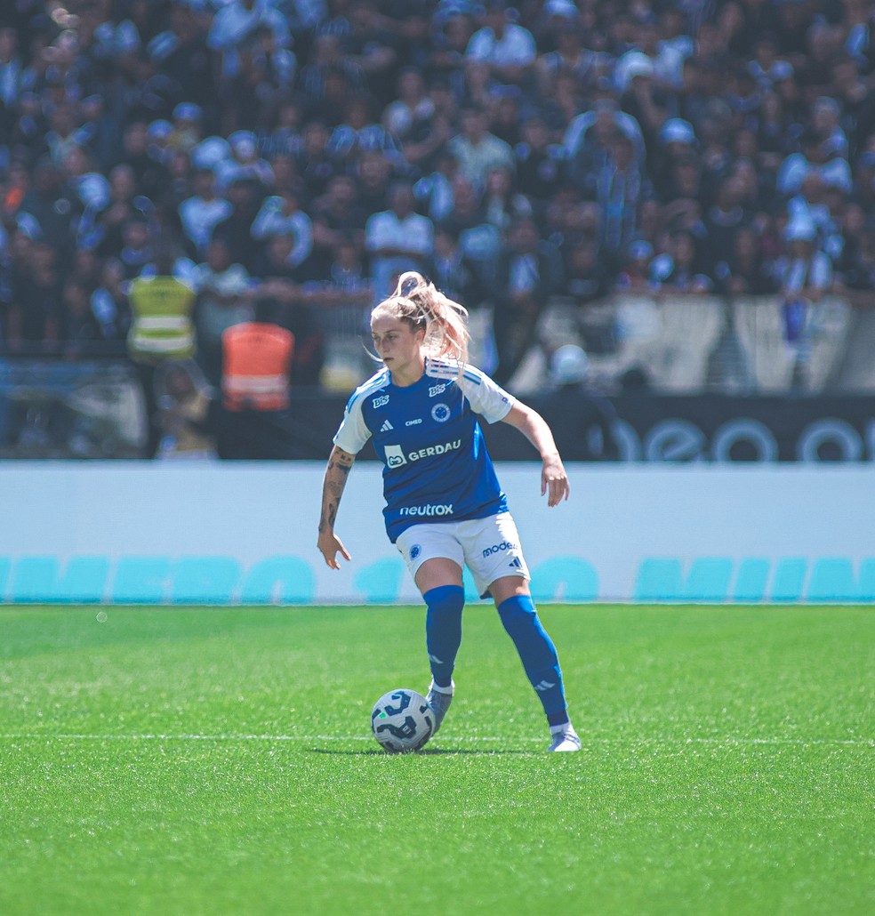 Isa Haas, Cruzeiro — Foto: Gustavo Martins/ Cruzeiro