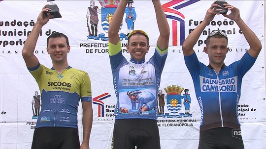 Florianópolis recebe cerca de 400 ciclistas para a Subida do Morro da Cruz
