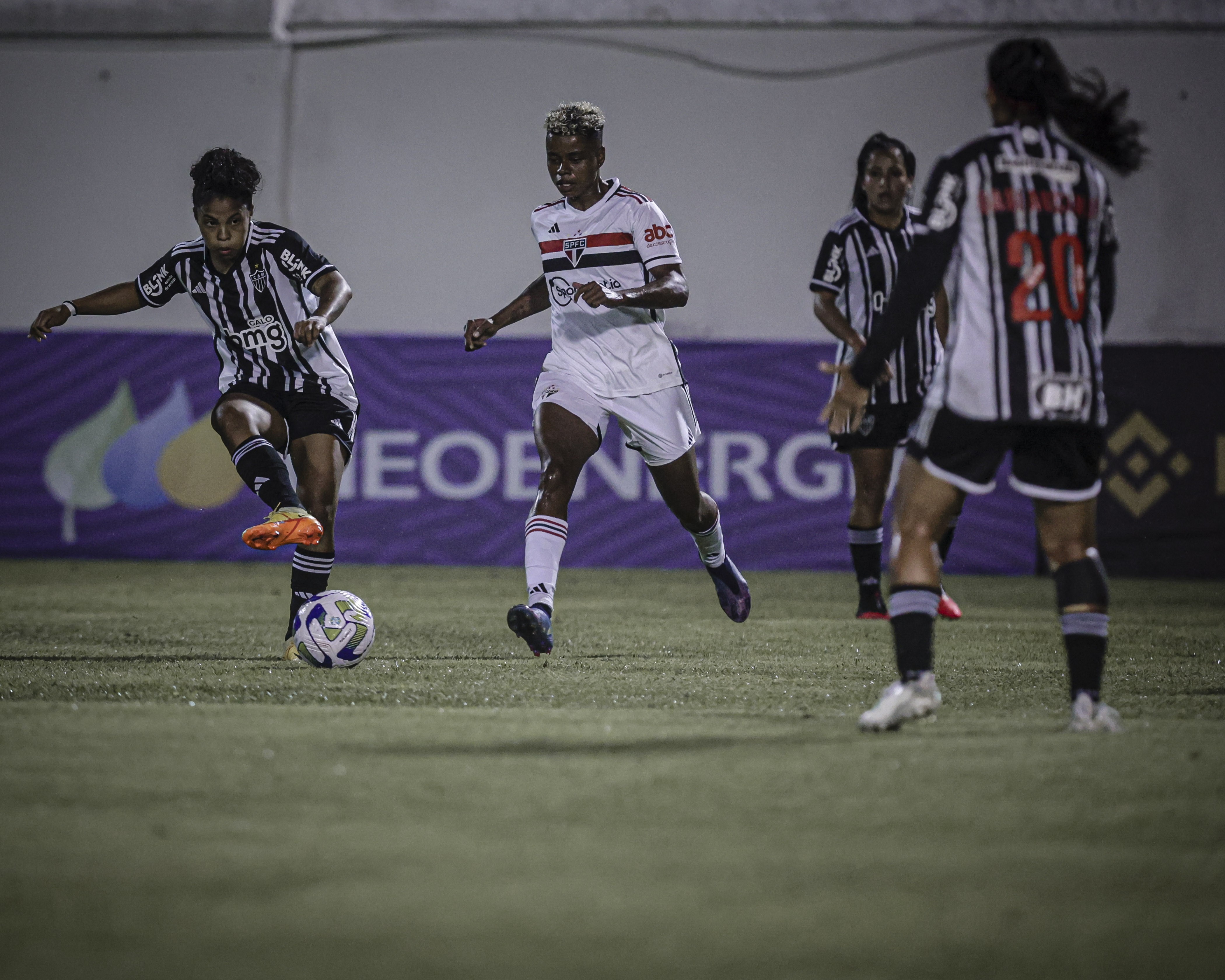 Atlético-MG vence o São Paulo pelo Brasileiro Feminino | Ge