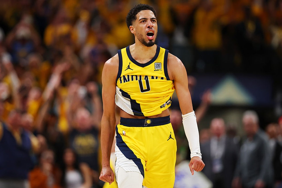Tyrese Haliburton celebra vitória do Indiana — Foto: Getty