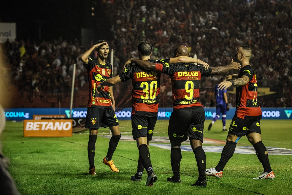 Na segunda jornada da liga Jogabets, Costa do Sol, facturou nos dois  géneros. – Sport Jogos