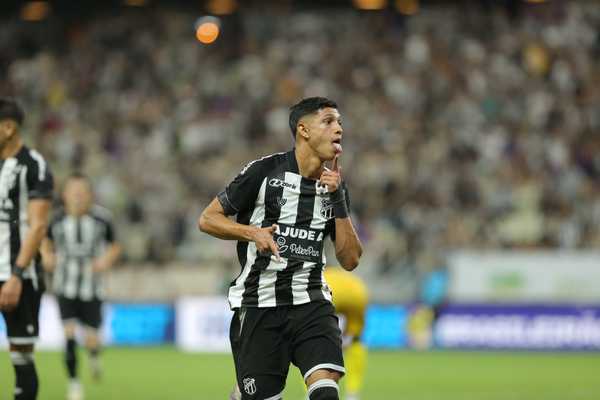 Ceará define valor para transferência de Erick Pulga ao Corinthians