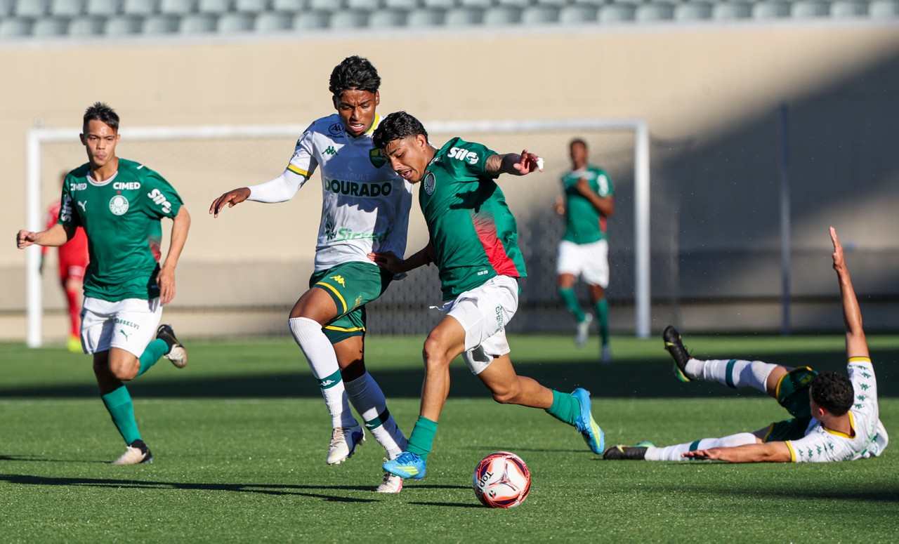 Palmeiras perde chance de fazer história no Brasileirão sub-20 com derrota na última rodada