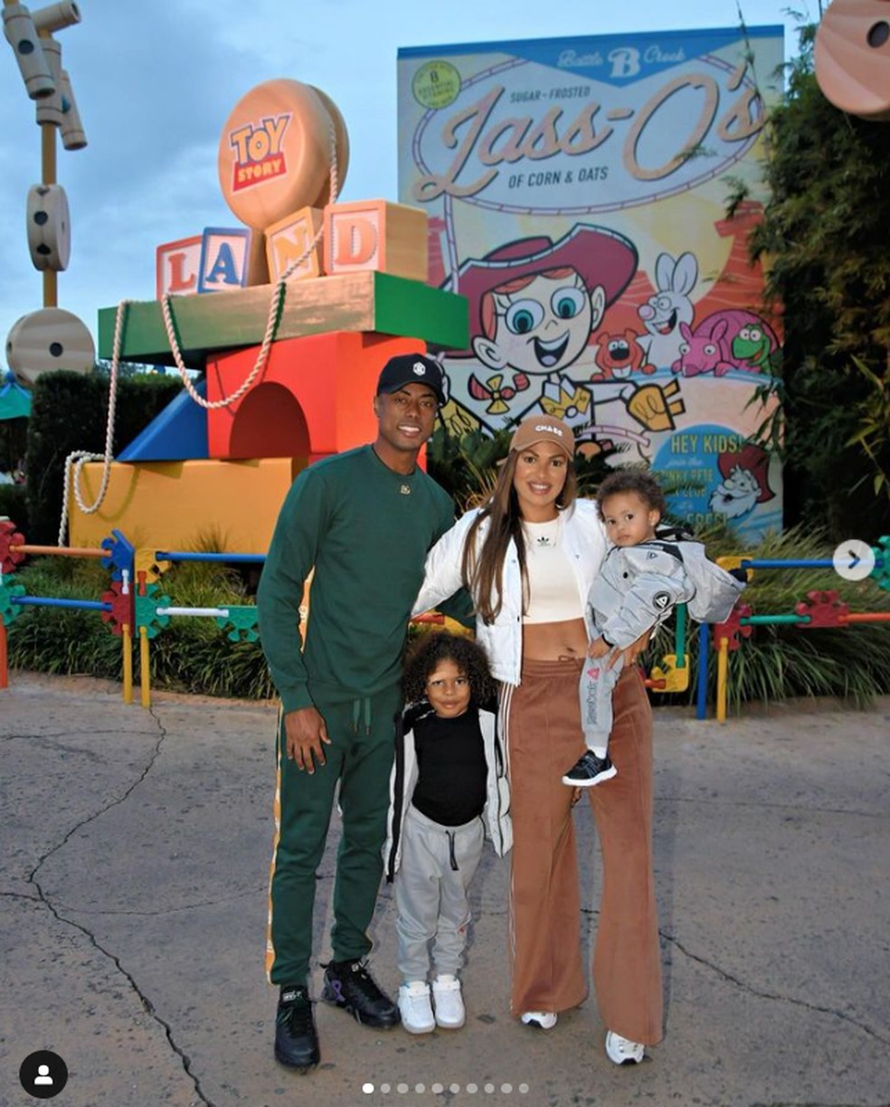 Bruno Henrique e a família nos Estados Unidos — Foto: Reprodução