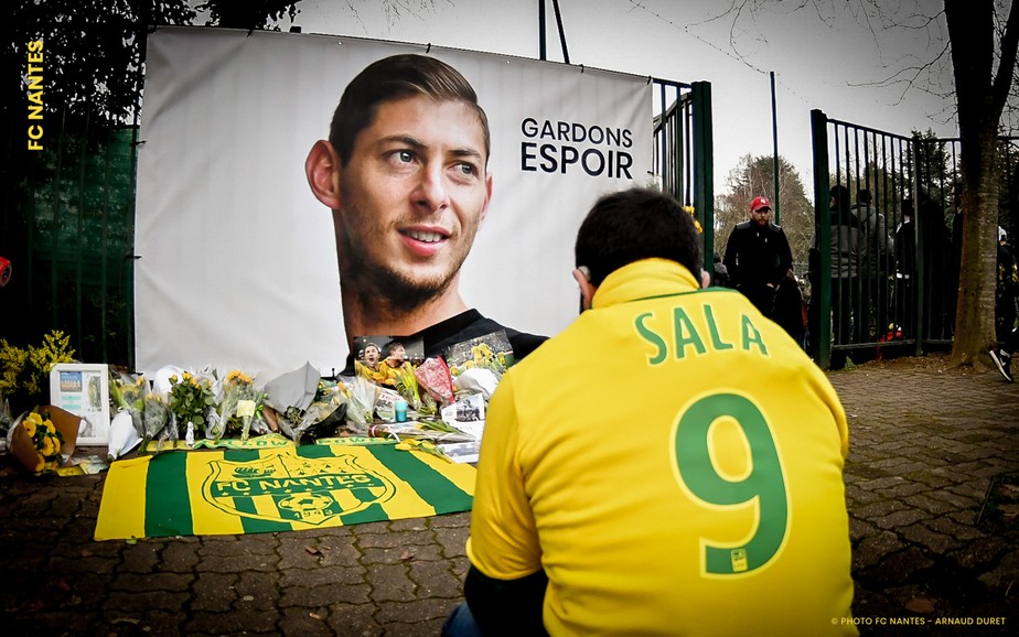 Buscas pelo avião que levava o jogador argentino Emiliano Sala são  encerradas, Mundo
