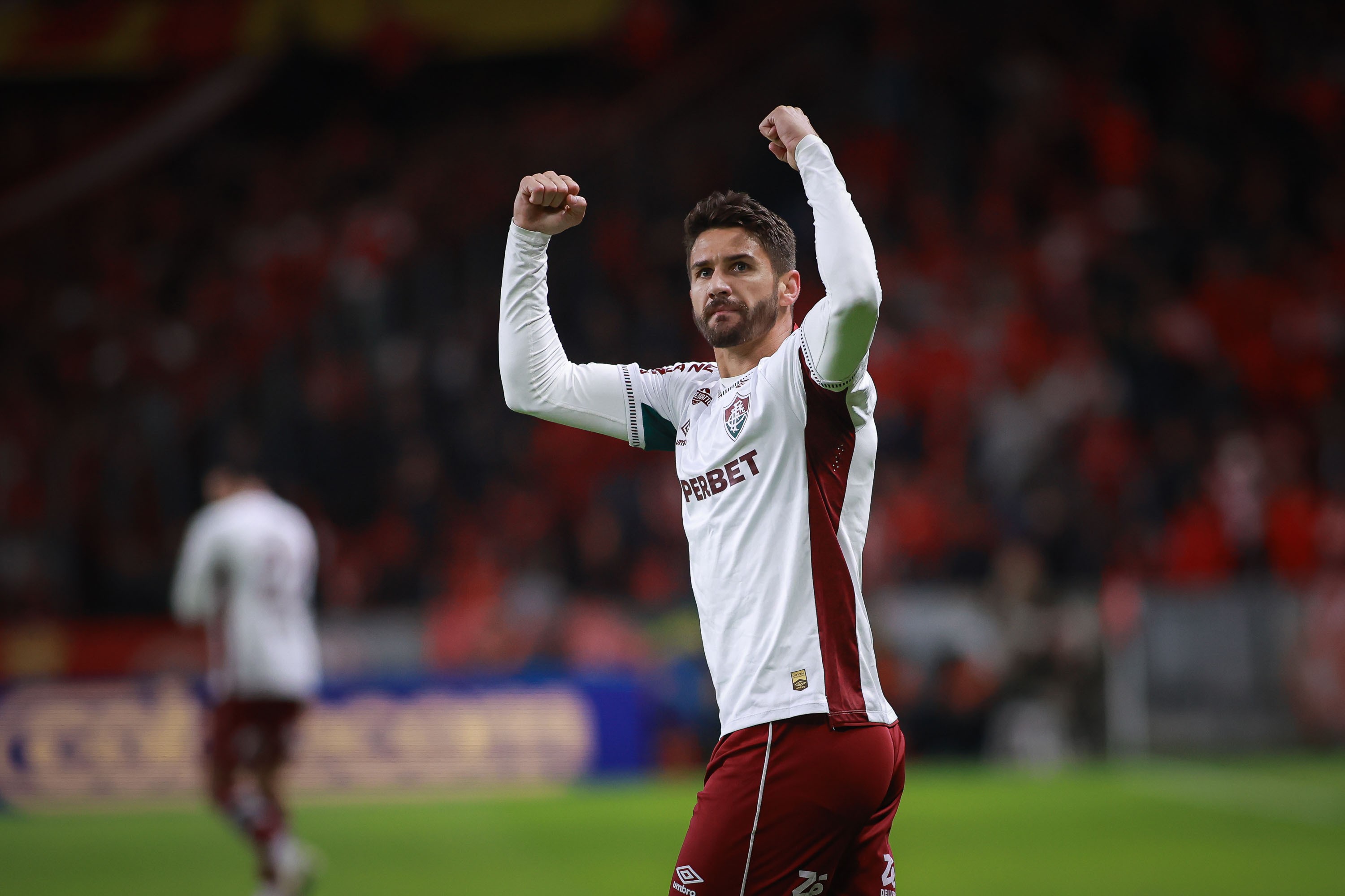 Análise: Fluminense ativa modo “Copa” e estanca crise com vitória no Beira-Rio
