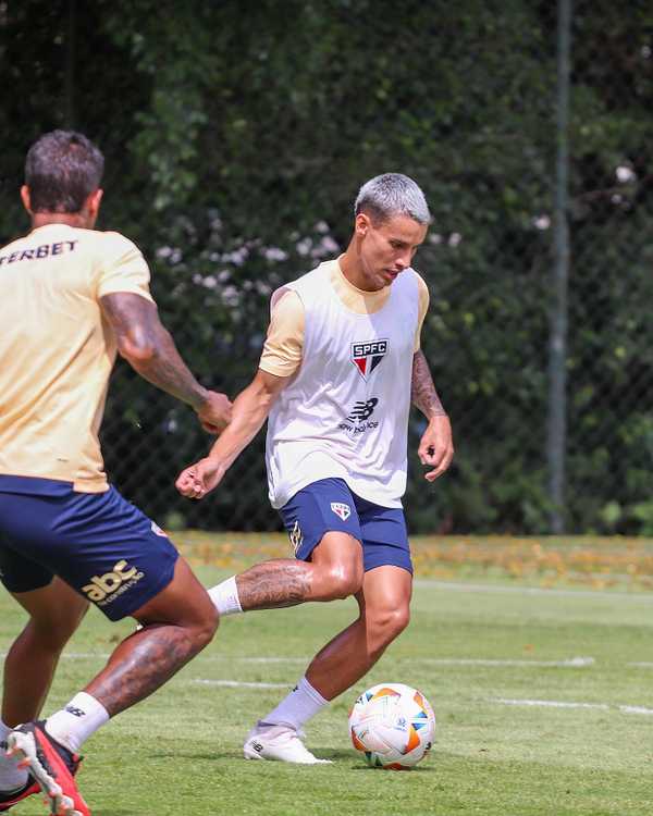 Ferreira desfalca São Paulo por lesão muscular