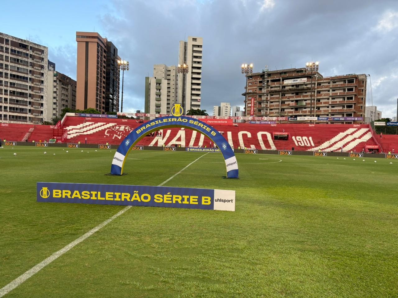 Náutico x América-MG: onde assistir ao vivo, horário e escalações