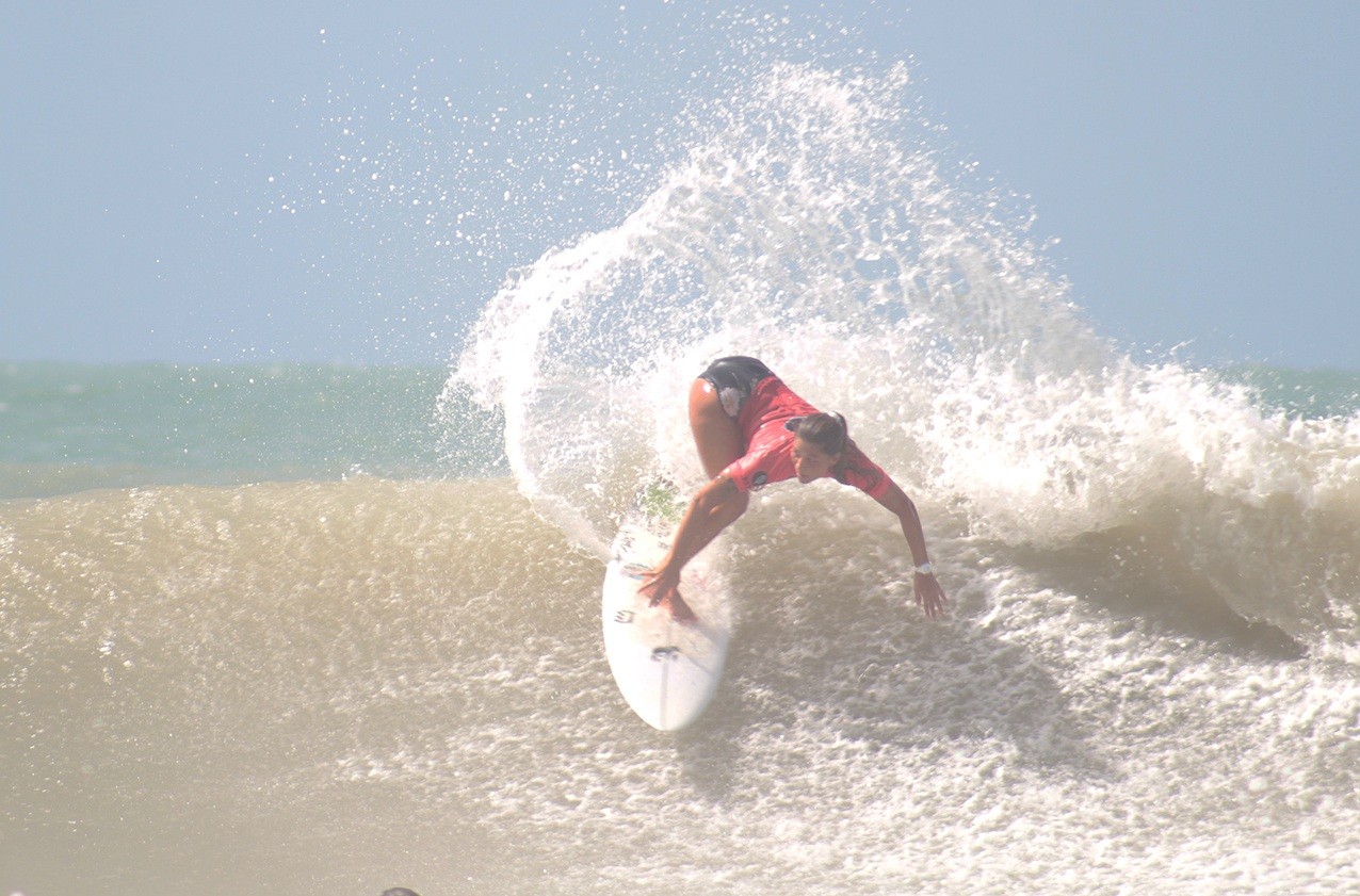 Circuito Santos de Surf define campeões neste domingo no Novo Quebra-Mar
