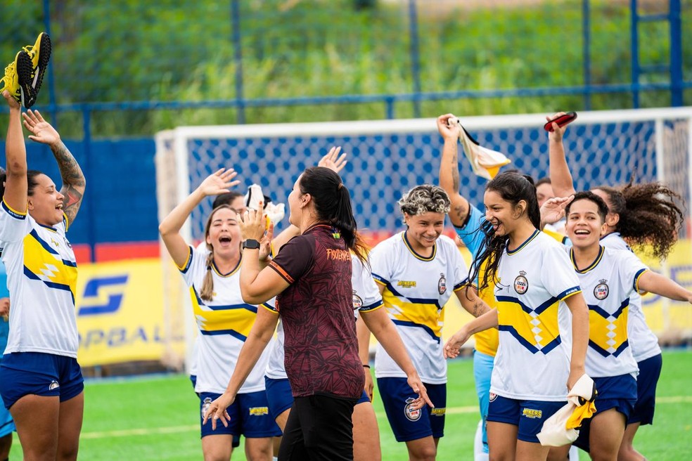 Real Porto feminino comemora vitória em partida de fut7 — Foto: Quiick Shott