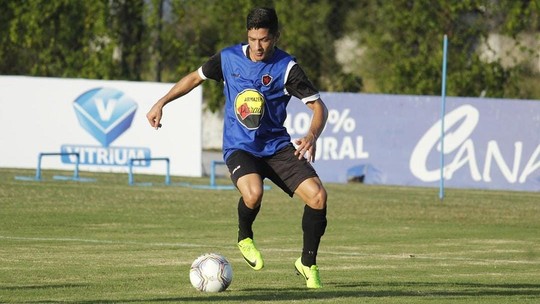 Fora dos planos - Foto: (Nádya Araújo / Botafogo-PB)