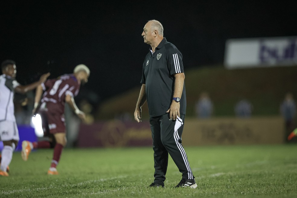 Felipão não aprova estreia do Atlético-MG — Foto: Pedro Souza / Atlético